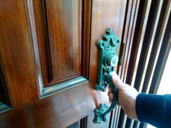 訪問介護とは 身体介護と生活援助のサービス内容の例|介護保険